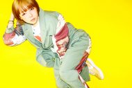 aiko、カルビー“ポテトチップス”CMソング「食べた愛」MVを公開 - 画像一覧（1/3）