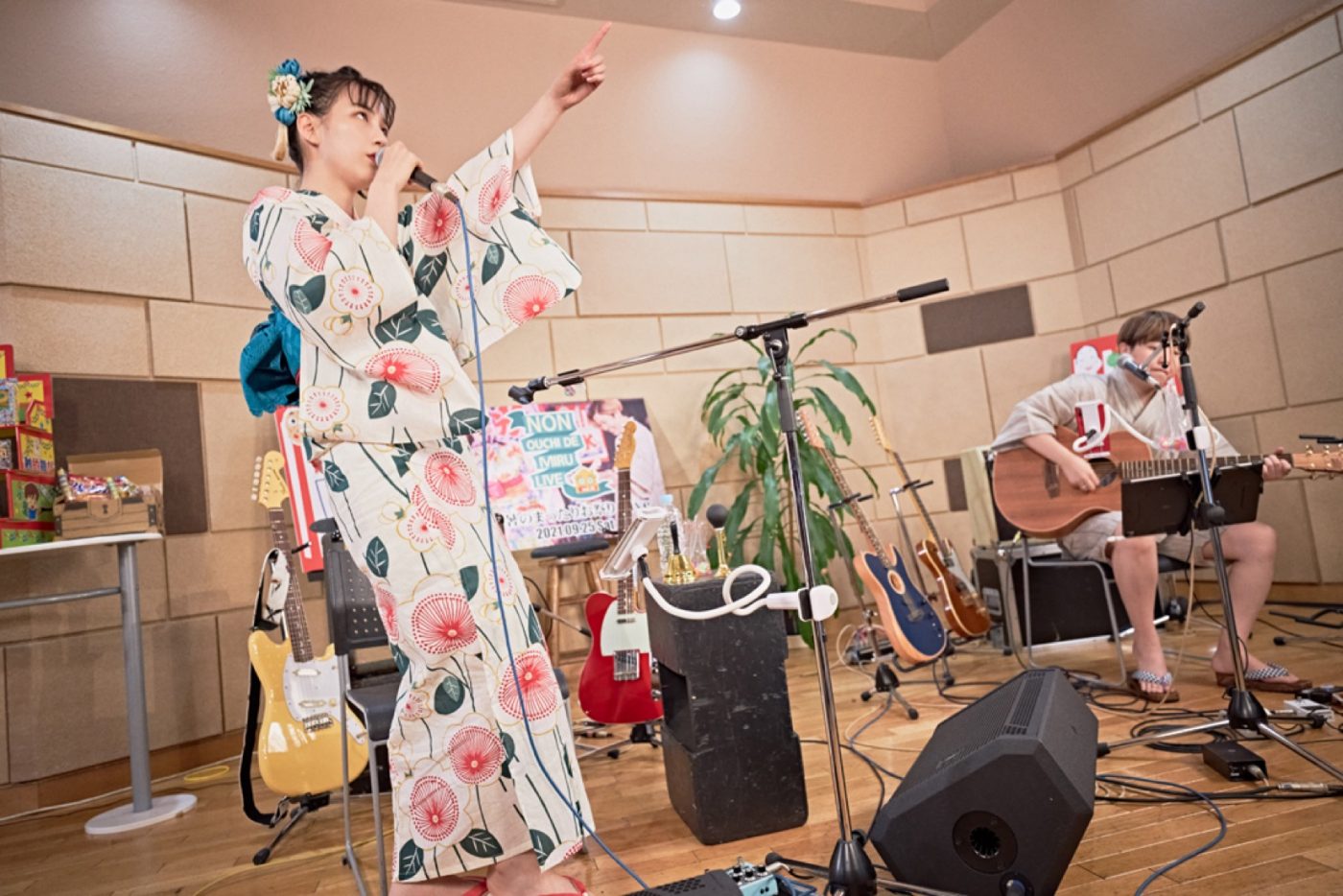 のん、『おうちで観るライブvol.11』で“のん＝エイリアンズ”説で盛り上がる - 画像一覧（4/11）