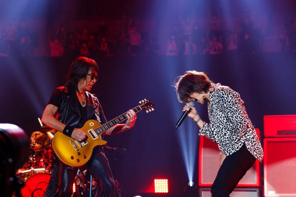 B’z、ミスチル＆GLAYとの初共演が実現した『B’z presents UNITE #01』全公演終了！
