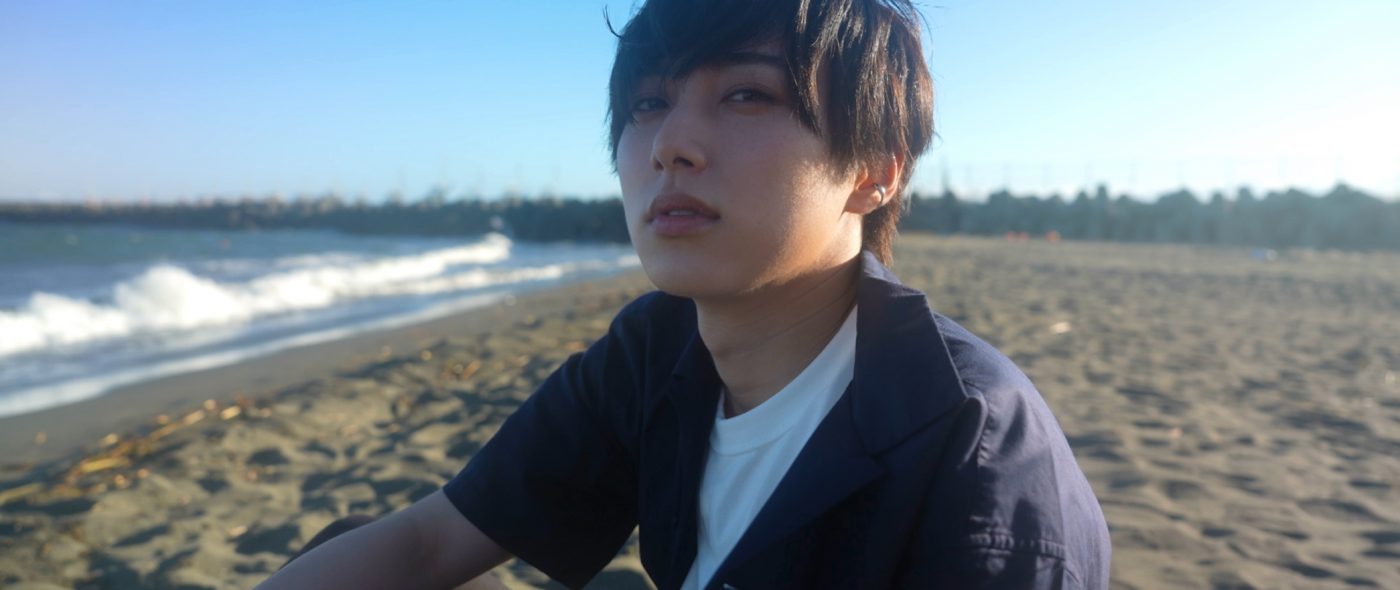 INI・尾崎匠海、『華大さんと千鳥くん』で芸人考案のキスシーンを熱演