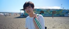 INI・尾崎匠海、『華大さんと千鳥くん』で芸人考案のキスシーンを熱演 - 画像一覧（2/4）