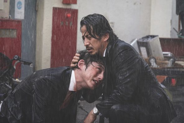岡田准一主演映画『ヘルドッグス』より、“3人の男たち”の想いが交差する特別映像公開