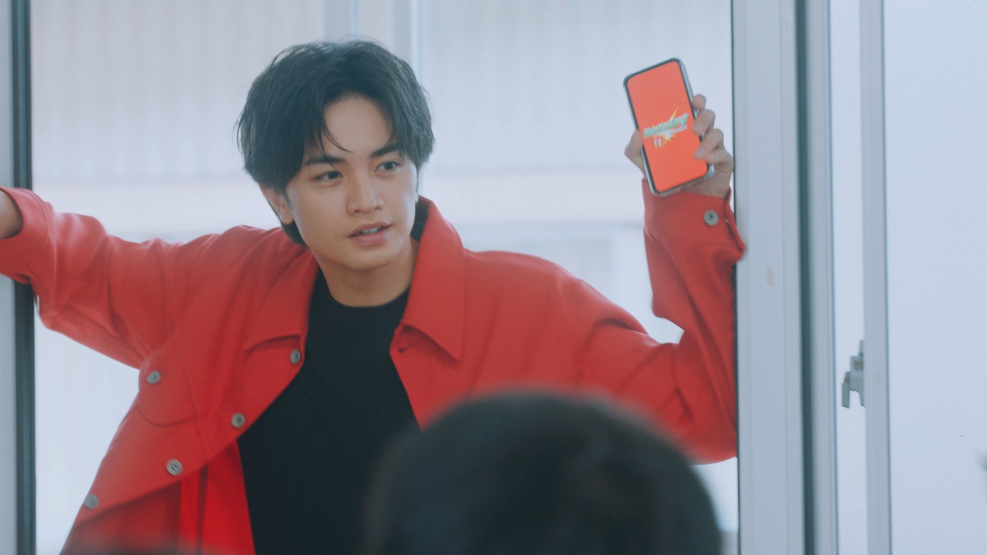 Sexy Zone・中島健人、霜降り明星・粗品と念願の同時撮影が実現！ モンスト新CM公開