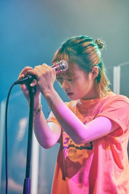 森七菜、笑顔と涙の初ワンマンライブ最終公演！「今日はいろんなものを飛び越えて、ここまで来てくれてありがとう」