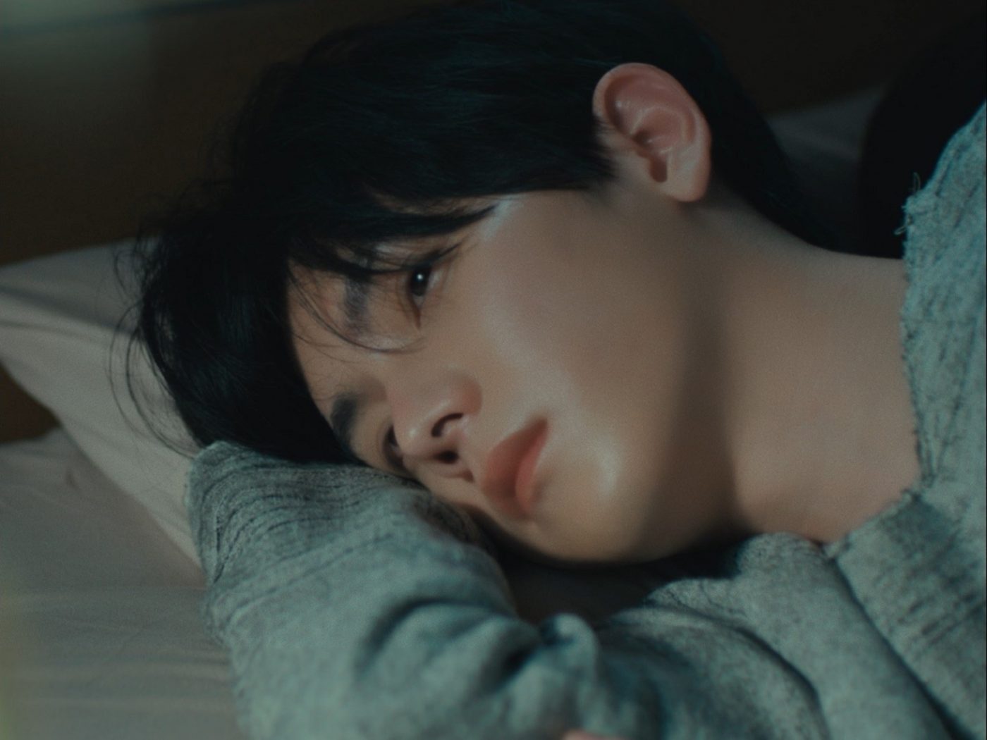 台湾で活躍するYU、日本デビュー1周年を記念した初の日本楽曲「心鏡」MVをプレミア公開