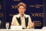 MIYAVI＆原田眞人監督、映画『ヘルドッグス』の魅力を英語でアピール！ 「ジャパニーズフィルムノワールです」 - 画像一覧（3/4）