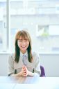 乃木坂46・秋元真夏、復刻版『R25』に登場！ “リーダー論”を語る - 画像一覧（4/5）