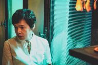 岡田准一主演の映画『ヘルドッグス』より、特別映像“クセ強女のから騒ぎ編”が解禁 - 画像一覧（2/7）