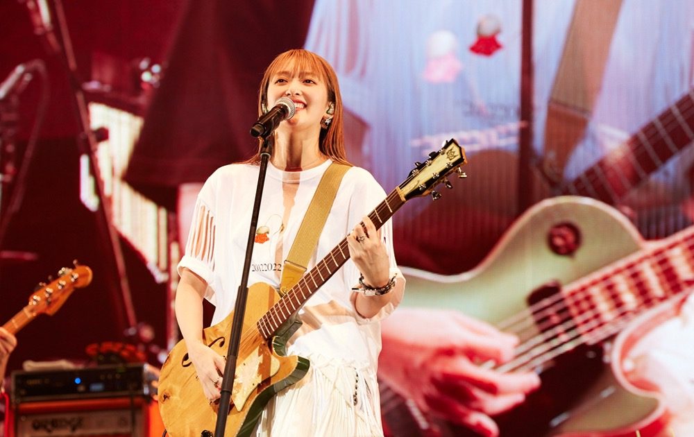 緑黄色社会、初の日本武道館単独公演が大盛況！ バンドの10年間の歩み