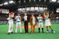 札幌ドームで過去最大規模の“きつねダンス”！ イルヴィス、大観衆の前で「The Fox」を歌唱 - 画像一覧（3/4）