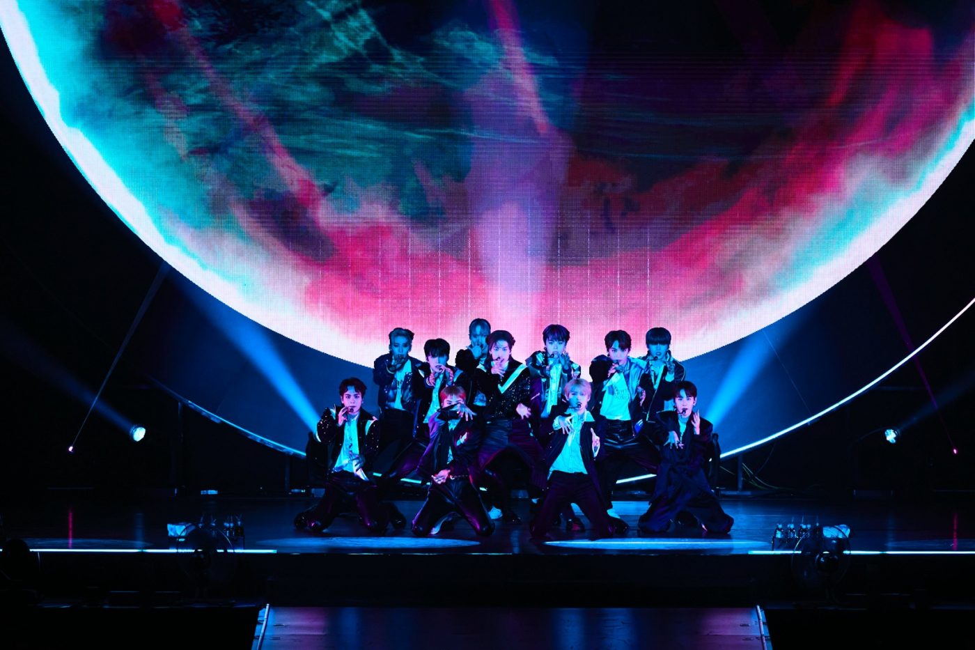 JO1、『1ST ARENA LIVE TOUR ʻKIZUNAʼ』福岡公演で新曲「SuperCali」をサプライズ披露
