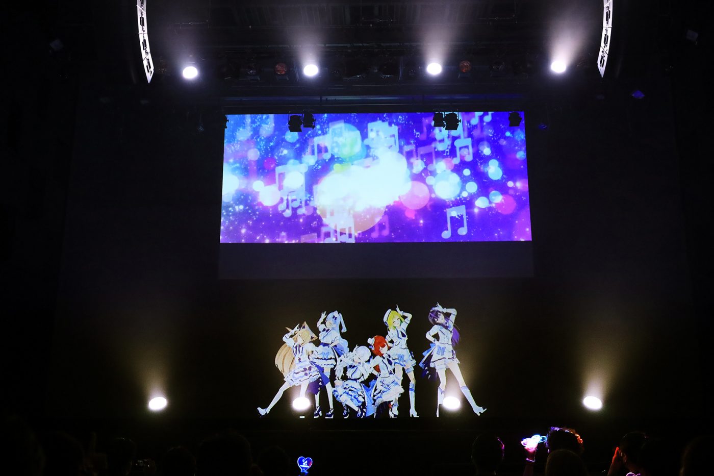 NHOT BOT、初ワンマンライブを東京と上海で同時開催！「ちょーたのしかった～～！！」（神楽めあ）