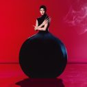リナ・サワヤマが日本人初の快挙！ 全英アルバム・チャートで初登場3位を記録 - 画像一覧（1/2）