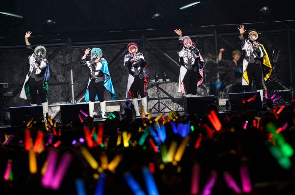 Knight A – 騎士A -、5人体制での初ライブで「No.1を目指す」ことを涙ながらに宣言