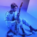 MIYAVI、初のアニメソングカバーアルバムの世界観を示したカラフルな新ビジュアル解禁 - 画像一覧（3/6）