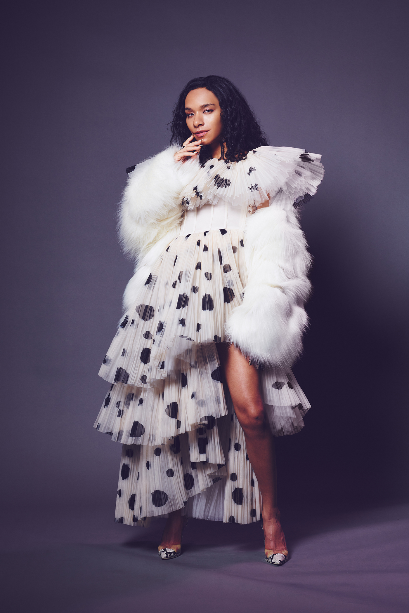 女王蜂アヴちゃん『パリピ孔明』でドラマ初出演！世界的シンガー、マリア・ディーゼル役