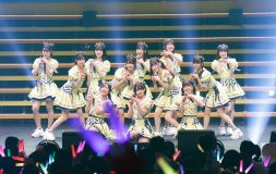 【ライブレポート】≒JOY1stコンサートに8千人熱狂！ サプライズ発表に歓喜の涙