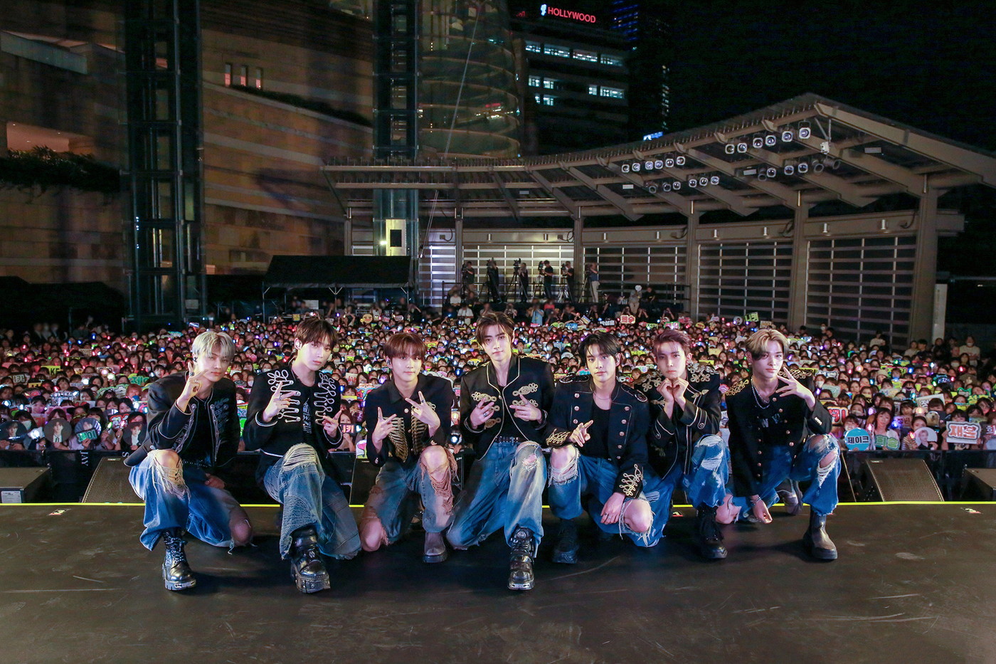 【ライブレポート】ENHYPEN、日本3rdシングル「結 -YOU-」発売記念ショーケースが大盛況 - 画像一覧（11/11）