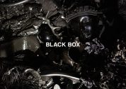 Reolニューアルバム『BLACK BOX』アートワーク解禁！ 自身が監修したファンクラブ限定ジャケットも公開 - 画像一覧（1/6）