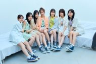 日向坂46、卒業を発表した丹生明里＆濱岸ひよりを含めた二期生7人全員で『B.L.T.11月号』の表紙＆巻頭に登場 - 画像一覧（3/4）