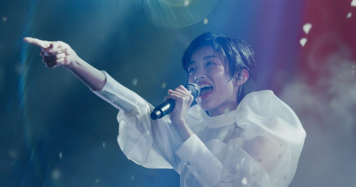 河合優実がアイドルに!?「このCMをきっかけに彼女を音楽業界に奪われて