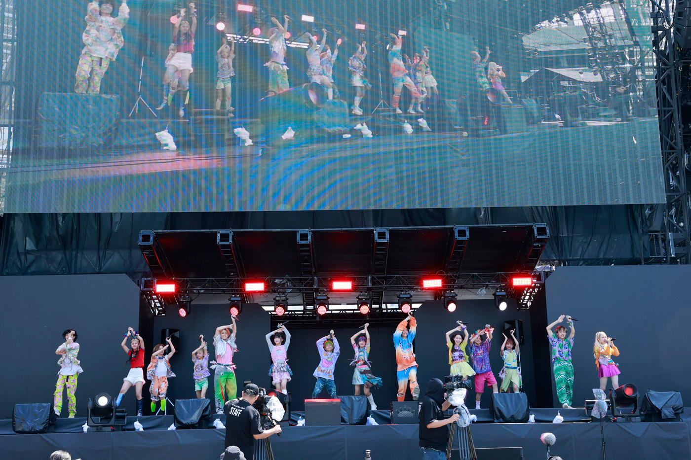 【ライブレポート】『a-nation 2025』初日公演に三浦大知、NiziUらが登場！ヘッドライナーはXG - 画像一覧（2/17）