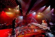 【ライブレポート】YOSHIKI“世界一豪華なディナーショー”全10公演を完走！「正直不安でした」 - 画像一覧（26/26）