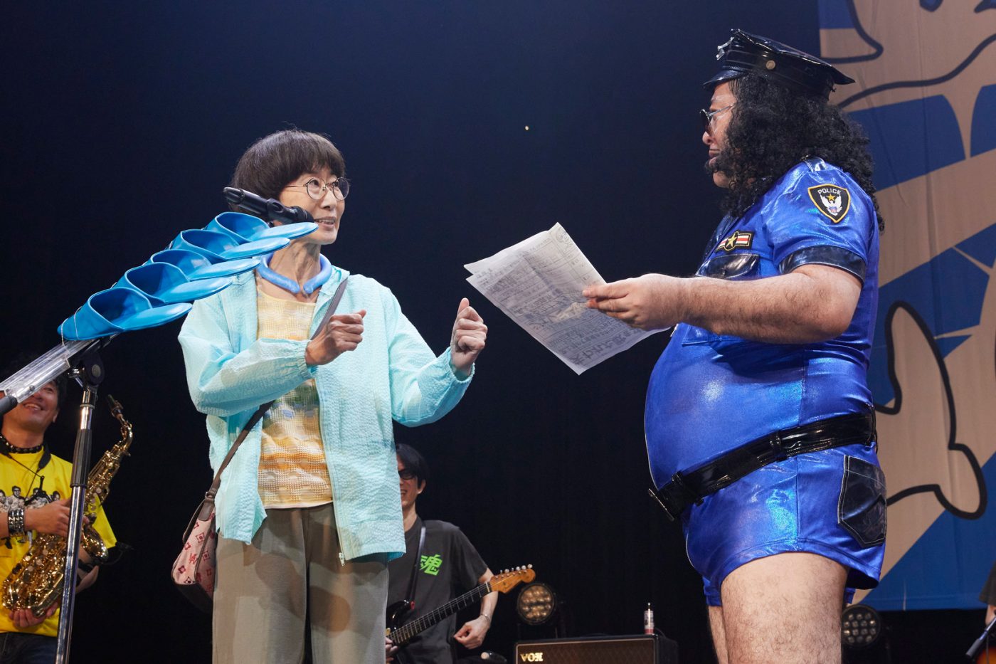 【独占写真】ライブレポート：グループ魂、約1年ぶりのテンション最高潮ワンマン。本人前で披露した新曲「来世は叶姉妹」他何も考えずに笑いまくり、パンクロックで盛り上ったステージ - 画像一覧（12/19）