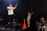 【独占写真】ライブレポート：グループ魂、約1年ぶりのテンション最高潮ワンマン。本人前で披露した新曲「来世は叶姉妹」他何も考えずに笑いまくり、パンクロックで盛り上ったステージ - 画像一覧（17/19）