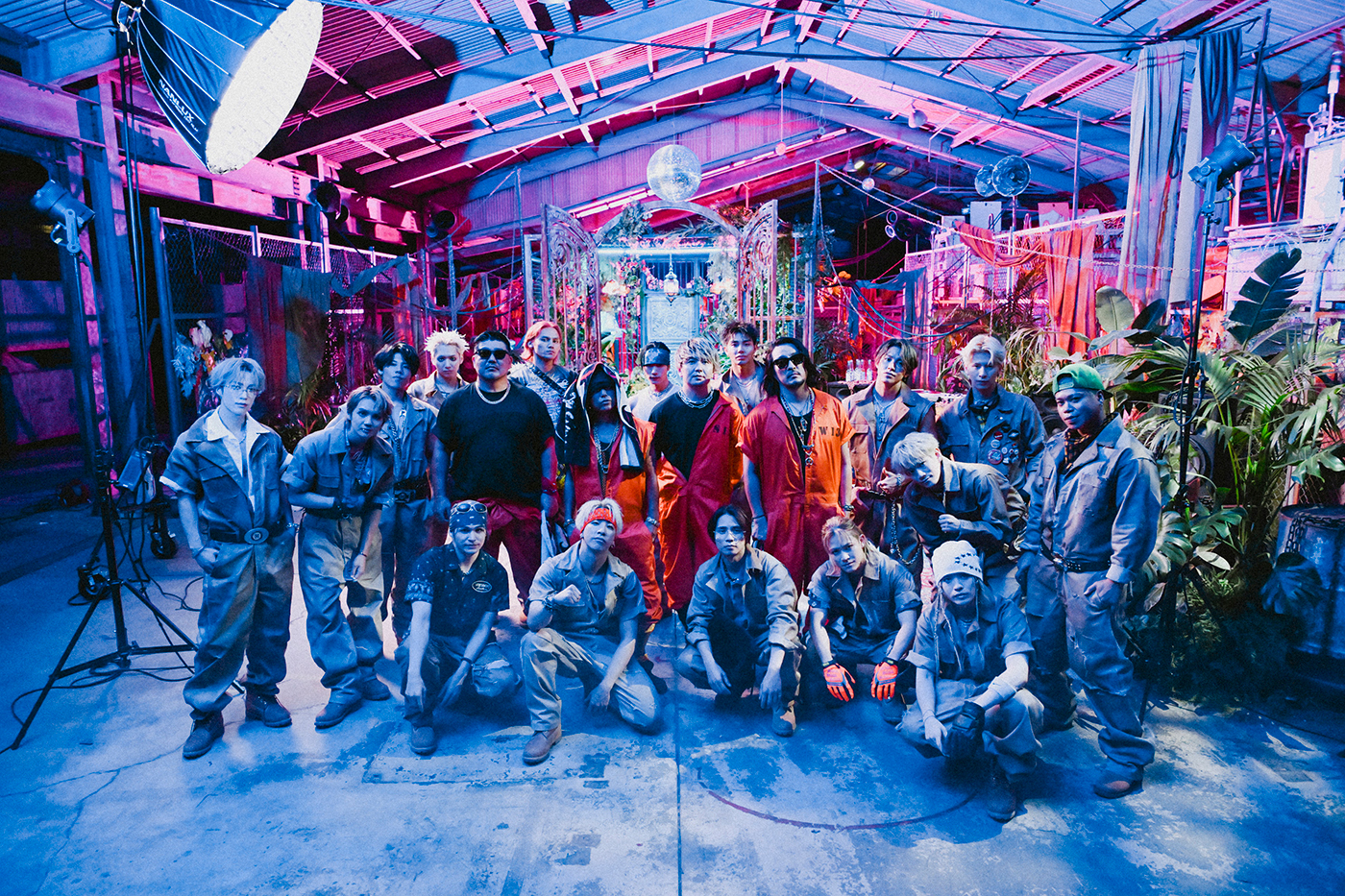 THE RAMPAGE × 湘南乃風コラボ曲MV公開！監獄を舞台にしたMVのテーマは“真面目にふざけた爆音の大脱走劇”