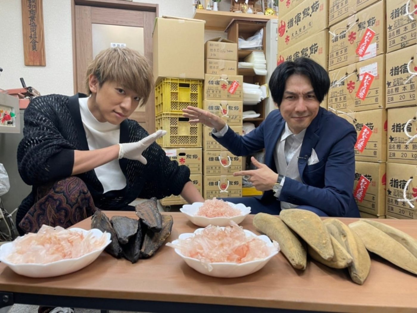 NEWS・小山慶一郎、沼にハマる!? 「無趣味アイドル小山×かつお節芸人」のロケが実現