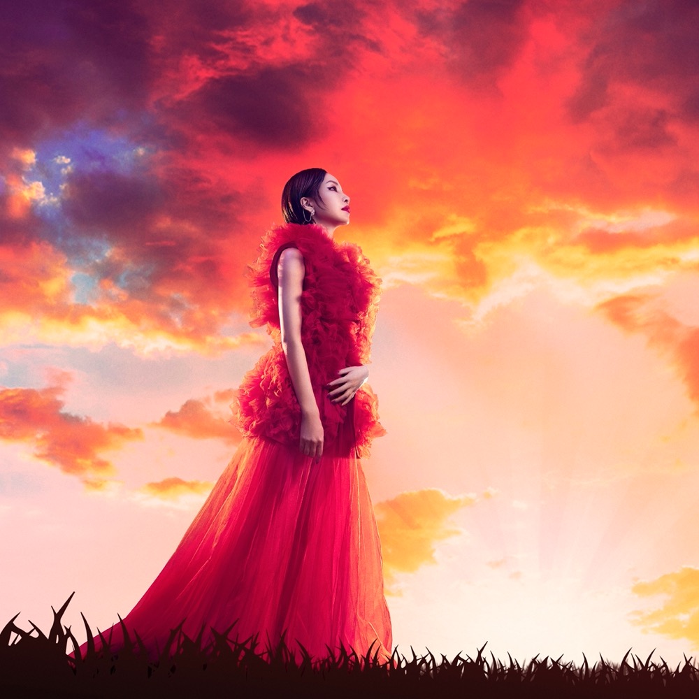 中島美嘉、新曲「SYMPHONIA」を先行配信リリース！ MVのプレミア公開も決定 - 画像一覧（1/6）