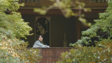 Qyoto、天龍寺 宝厳院と嵐山 渡月橋で撮影された「太陽もひとりぼっち」新MV公開 - 画像一覧（2/4）