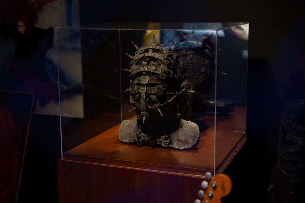 hide特別企画展が本日スタート！ 生前最期の”ラストフォトセッション”映像も公開 - 画像一覧（4/9）