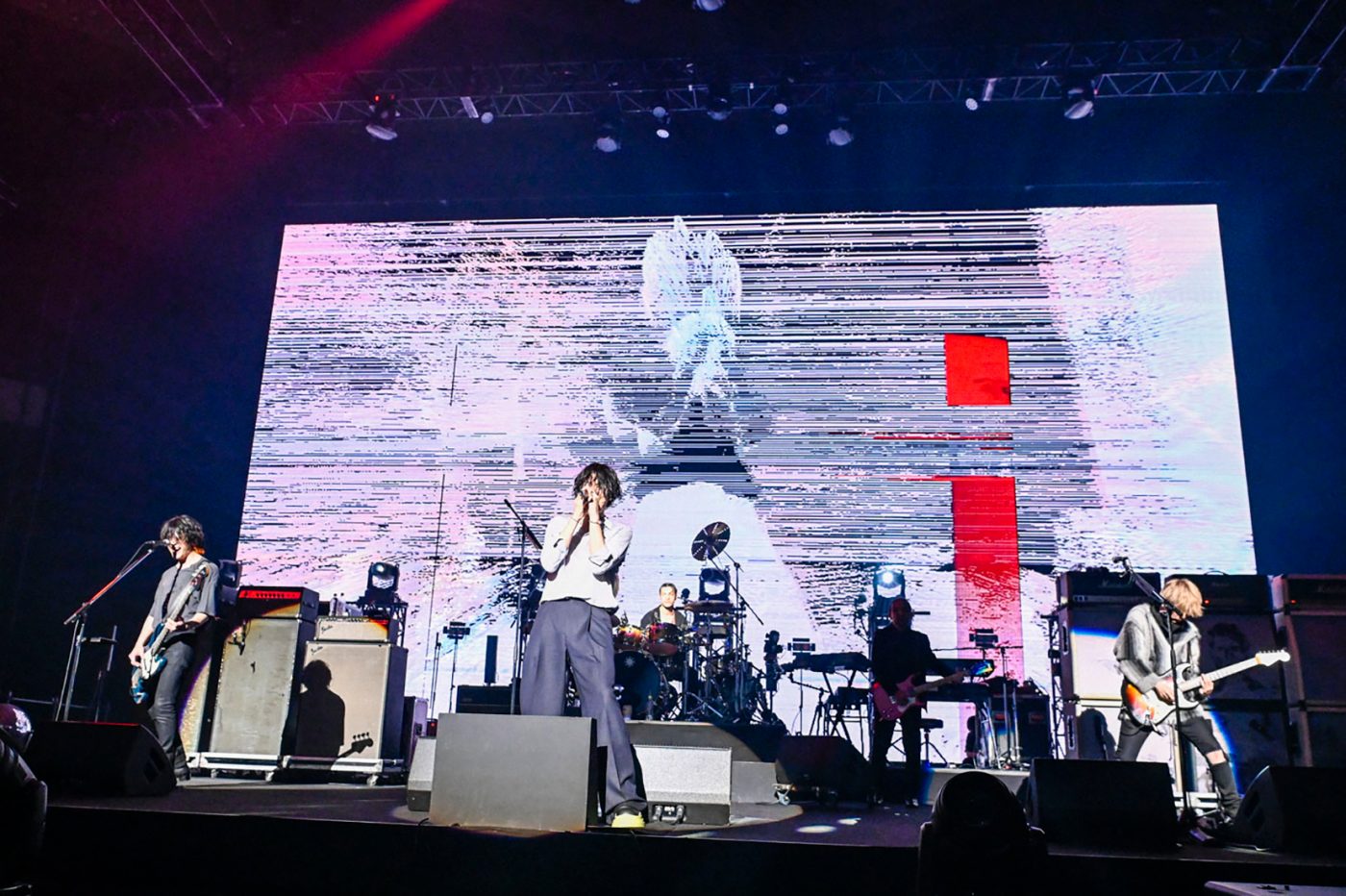 [Alexandros] 、アリーナツアー『ALEATORIC ARENA 4 DAYS』が日本武道館で大盛況のうちに幕