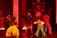 きゃりーぱみゅぱみゅ、京都鉄道博物館からの生ライブで世界中のファンを魅了 - 画像一覧（5/12）