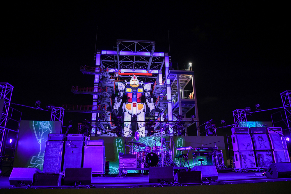 [Alexandros]、18メートルの“動くガンダム”がそびえる横浜でスペシャルライブを開催 - 画像一覧（3/13）