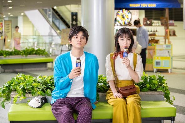 北村匠海×當真あみ出演、ブルボン“濃厚チョコブラウニー”新CM公開