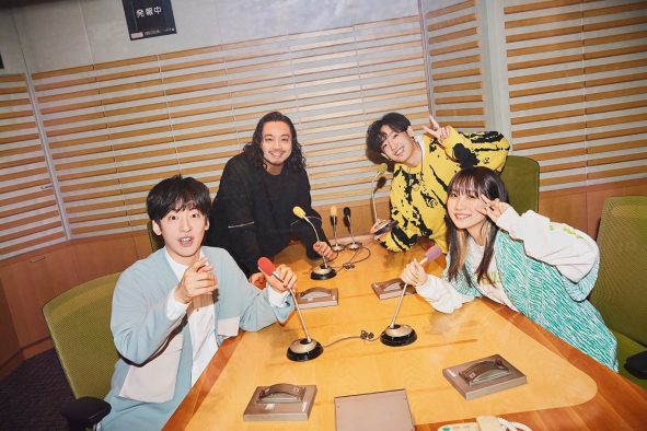 Creepy Nuts×Ayase×幾田りら、コラボ曲「ばかまじめ」スペシャルライブ映像を公開