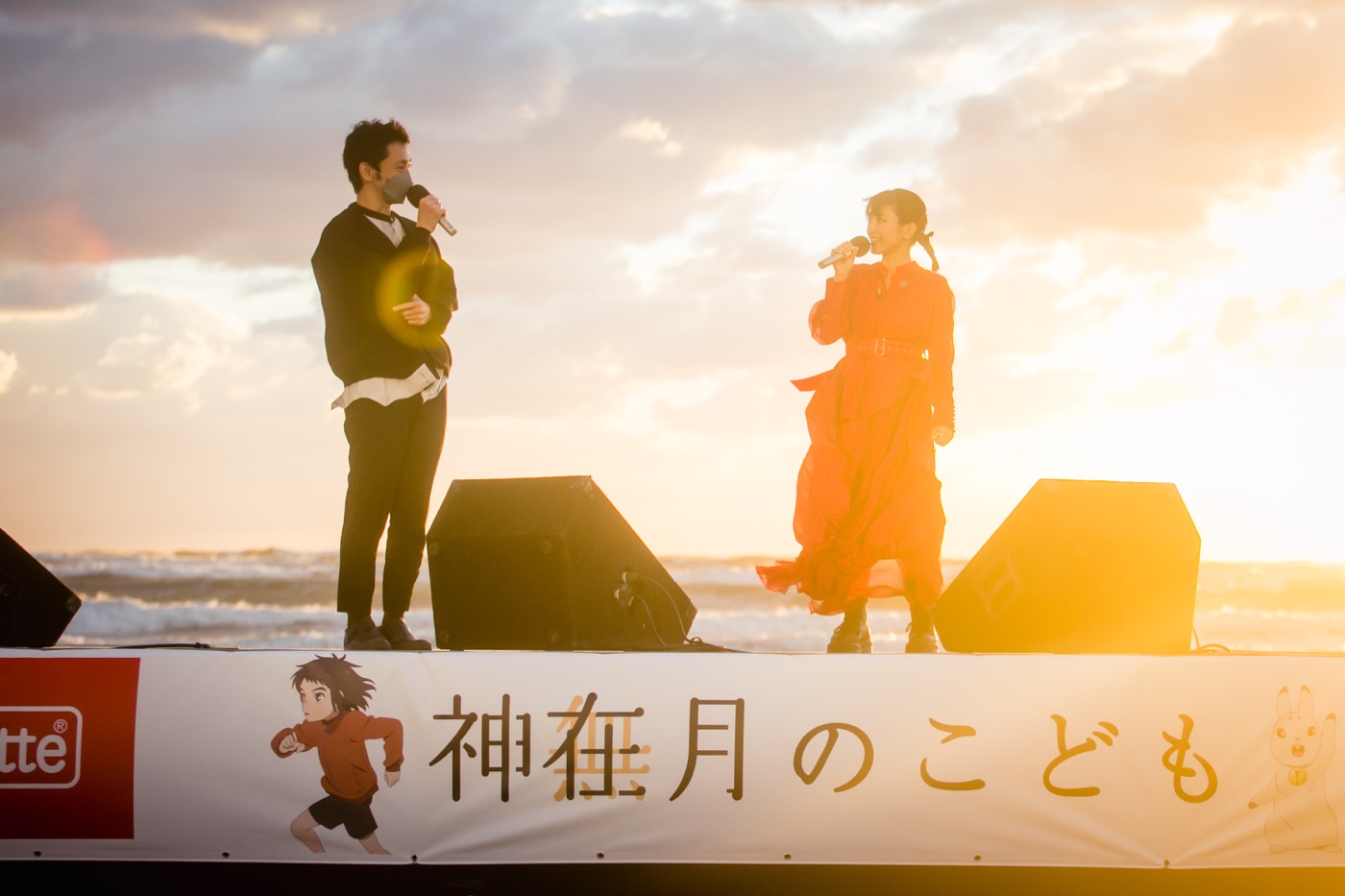 miwa、映画『神在月のこども』の凱旋イベントに出演。出雲大社では主題歌「神無-KANNA-」を歌唱奉納 - 画像一覧（10/11）