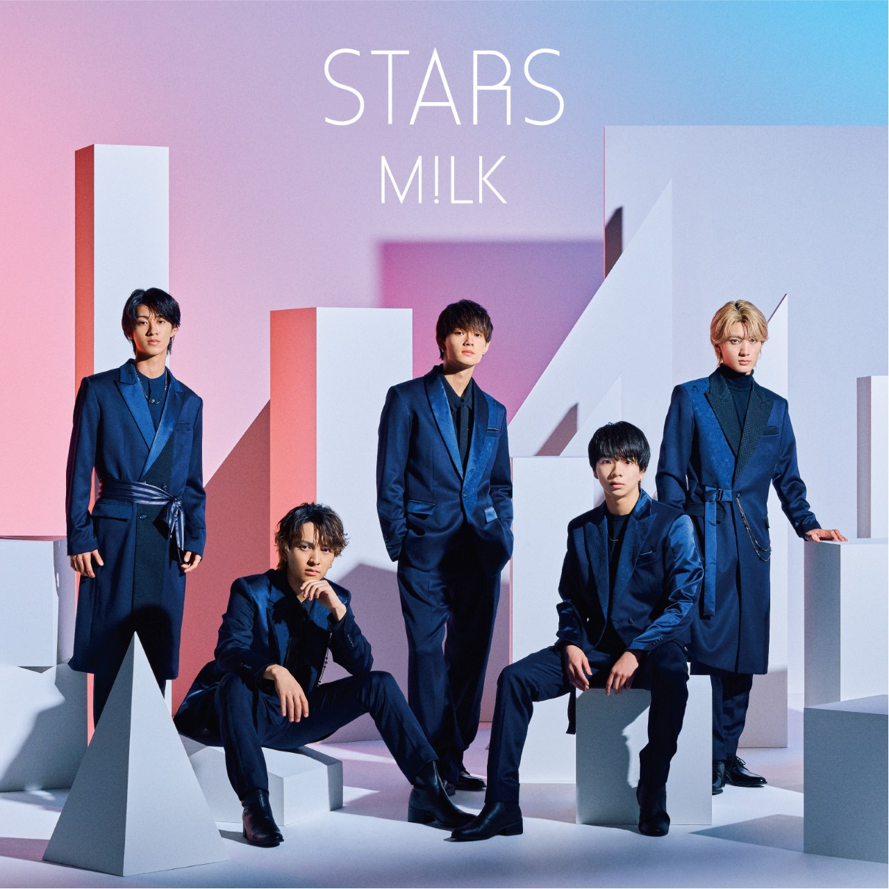 M!LK、ニューシングル「STARS」ジャケ写＆収録内容詳細を一挙公開 - 画像一覧（1/5）