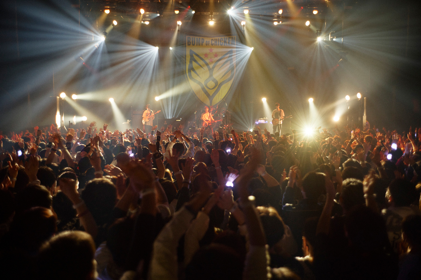 BUMP OF CHICKEN、結成25周年の幕張公演のライブ映像作品＆シングル「SOUVENIR」を同時リリース - 画像一覧（9/11）