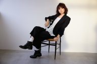 石田ゆり子の音楽活動プロジェクト“lily”が、初のミニアルバム『リトルソング』をリリース！ 店舗特典も解禁 - 画像一覧（4/4）