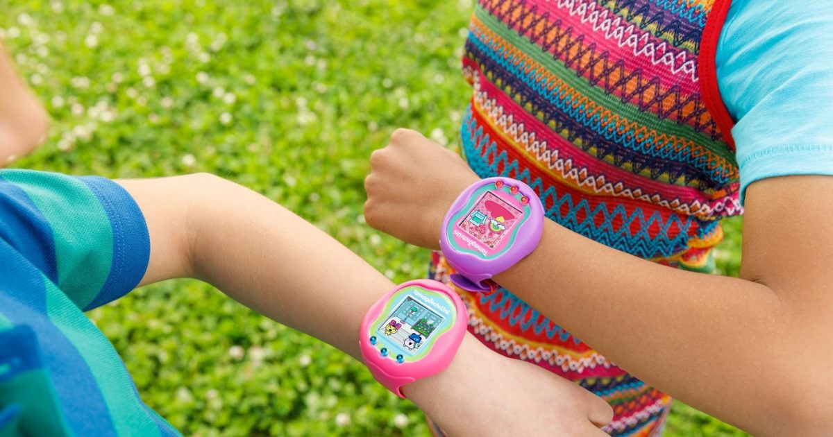 あのちゃん】あの＆kemioが制服姿で登場！ “Tamagotchi Uni Blue”CM