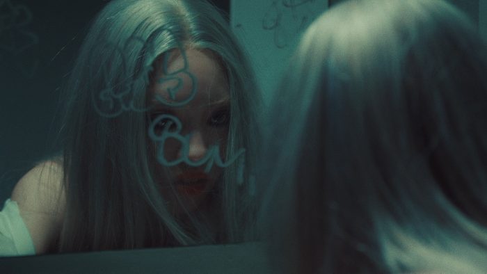 ちゃんみな、25歳の誕生日に「I’m Not OK」MVをサプライズ公開