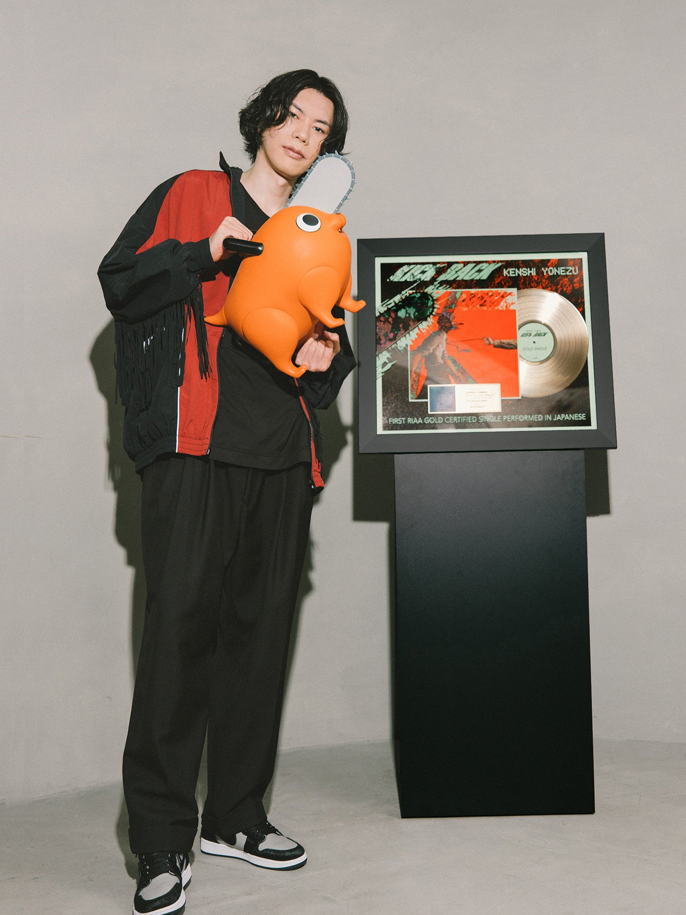 米津玄師「KICK BACK」がアメリカレコード協会（RIAA）ゴールド認定！ “日本語詞”の楽曲では史上初 - 画像一覧（4/6）