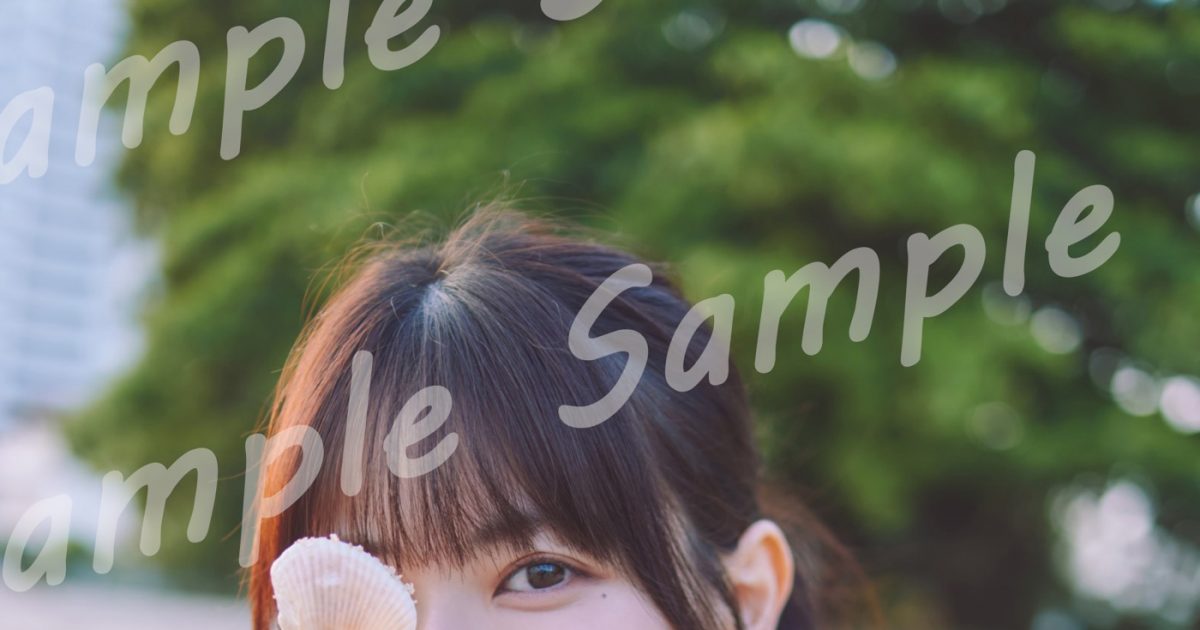 乃木坂46岩本蓮加1st写真集『いたずらな風』書店別ポスター＆ポスト