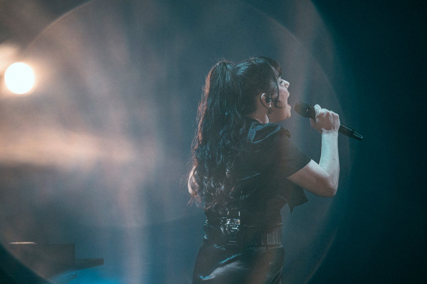 【ライブレポート】澤野弘之がアニプレックス作品と辿った20年分の軌跡。贅沢なアニメ映像演出とボーカル曲をフィーチャーしたステージの没入感 - 画像一覧（2/10）