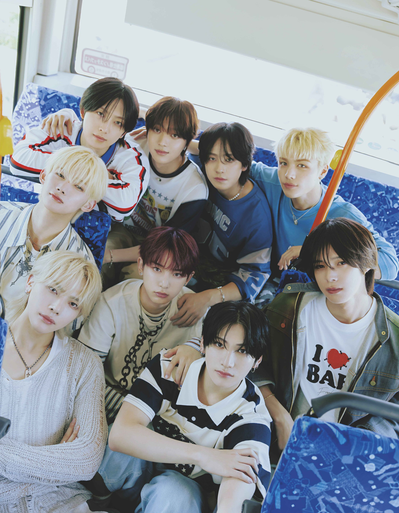 &TEAMフォトムック『CanCam Meets 「&TEAM」』表紙カット全3種＆特典情報公開 - 画像一覧（1/5）