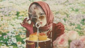 平手友梨奈が新曲「失敗しないメンヘラの育て方」のMV公開！恋愛の裏にある純粋な愛情とかわいらしさをユーモラスに表現